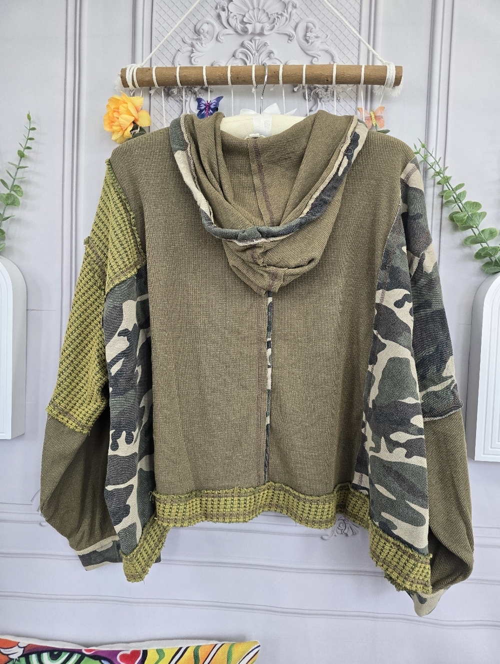POL Mixed Media Patchwork Camo Waffle Knit Zip-Up Hoodie - Picture 4 of 16